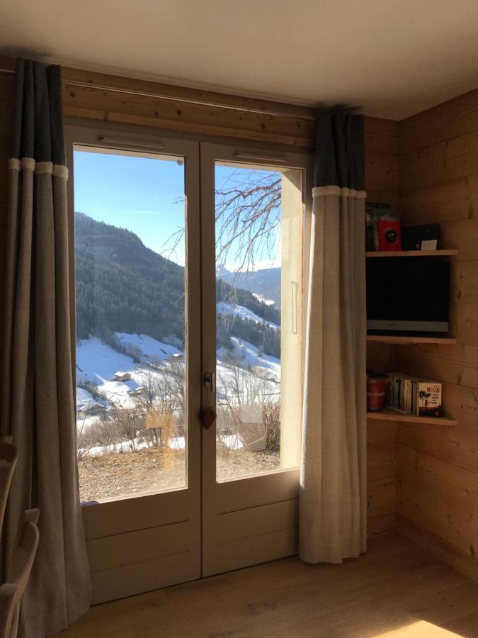 La Marmotte Qui Papote Apartment Le Grand-Bornand Bagian luar foto
